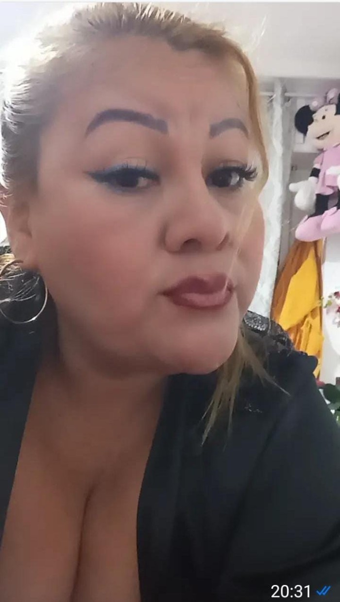 EN BARAKALDO  ESCORT CACHONDA FIESTERA COLOMBIANA