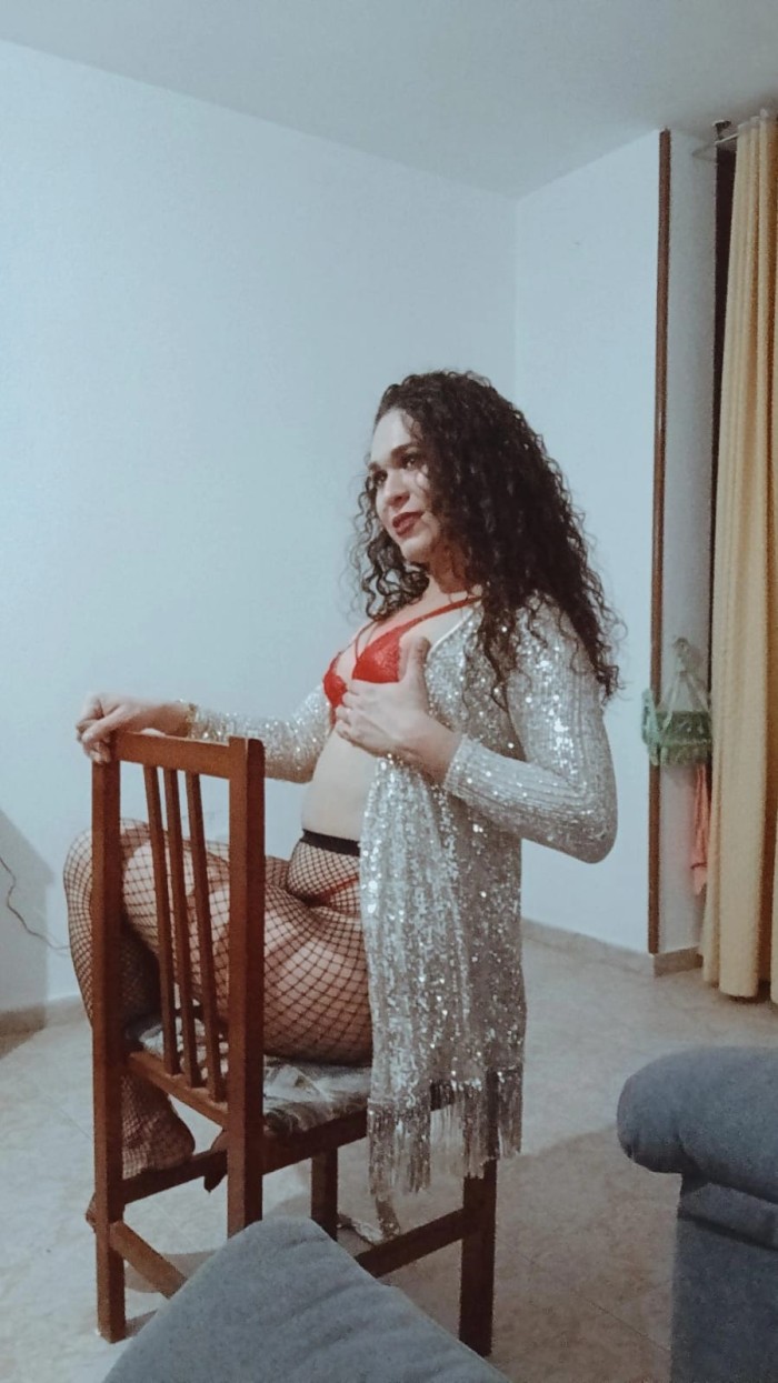 ARDIENTE TRANS DE LUJO EN BADAJOZ SEXO A TOPE