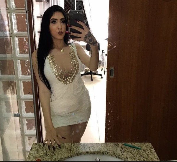 Cachonda nueva en la ciudad ven a verme te espero francés natural