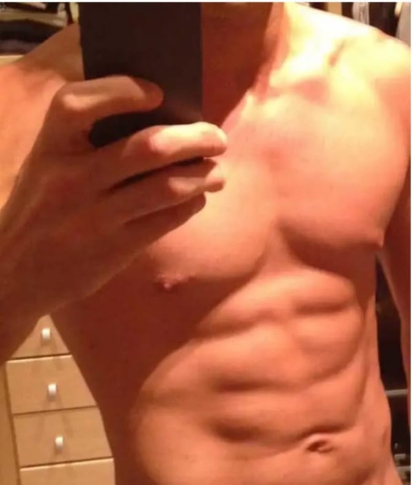 SAÚL 25 años, TENTADOR Y MUY COMPLACIENTE…