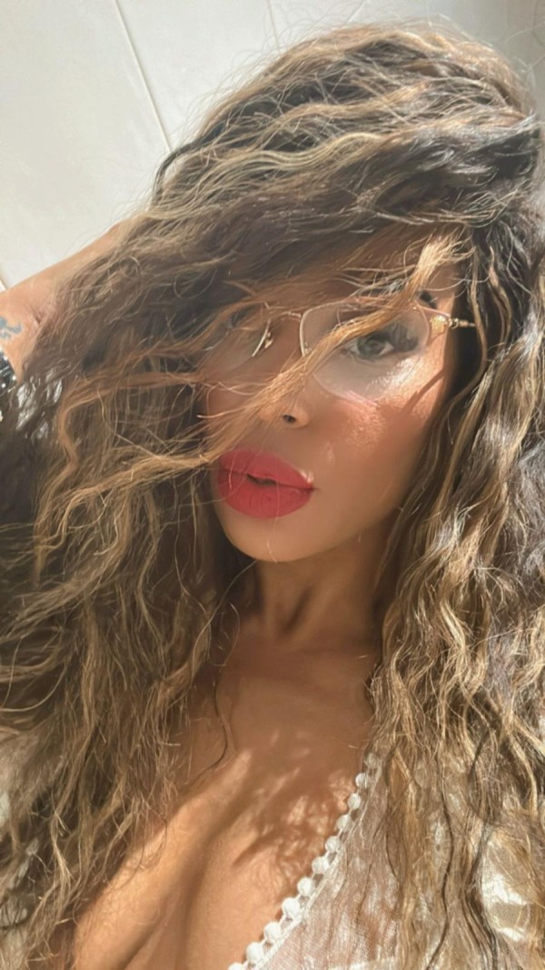 SENSUALIDAD QUE DESPIERTA DESEOS…