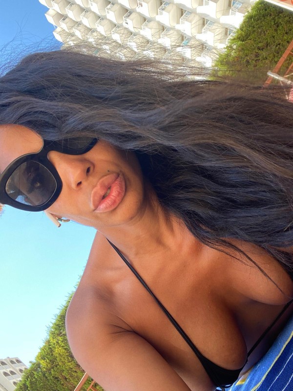 SENSUALIDAD QUE DESPIERTA DESEOS…