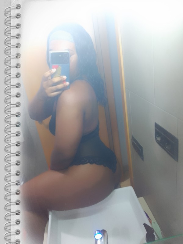 NOVEDAD EN HELLÍN IVONNE FIESTERA