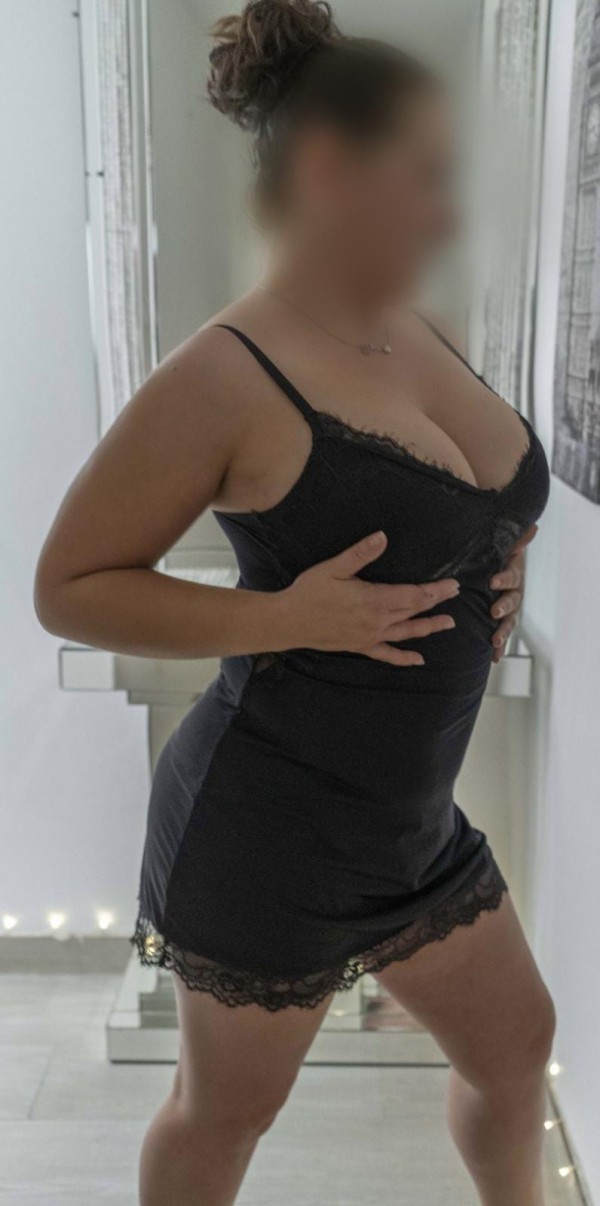 NATASHA RUSA EXQUISITA POR CAMBRILS!!