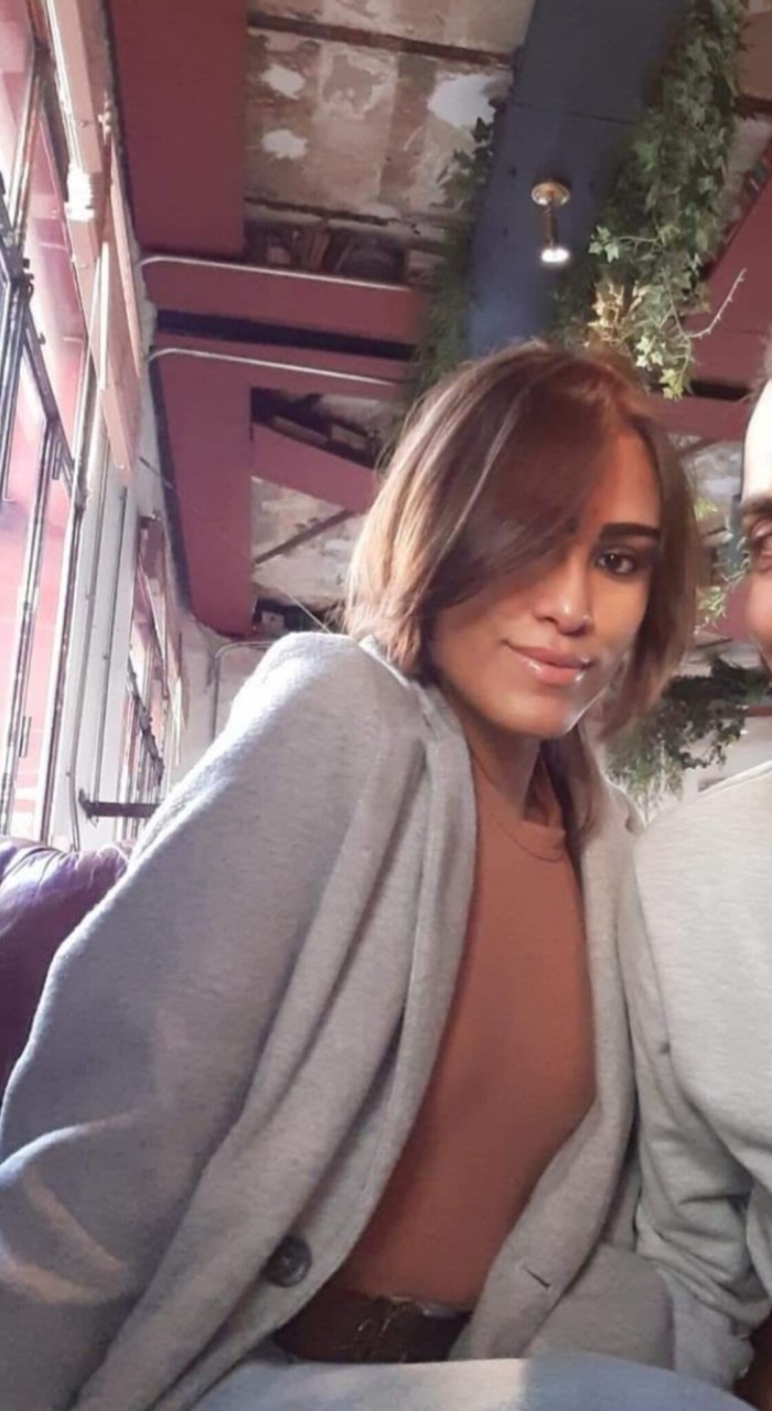 Trans independiente en Sabinillas