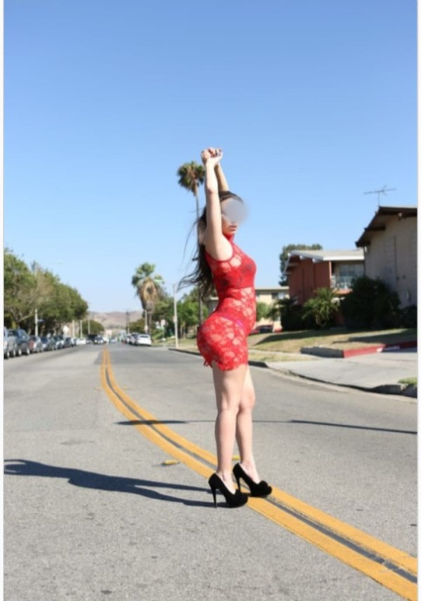 Holaa estoi en linares española