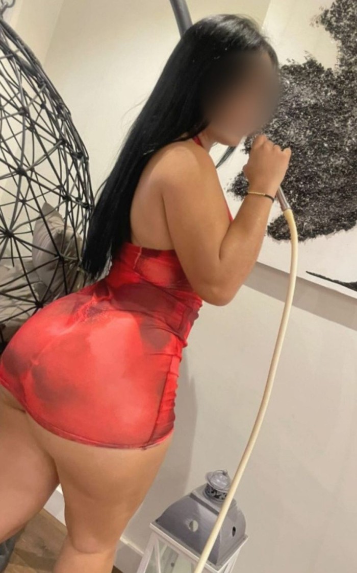 CACHONDA IMPLICADA MORBOSA ADICTA AL PLACER