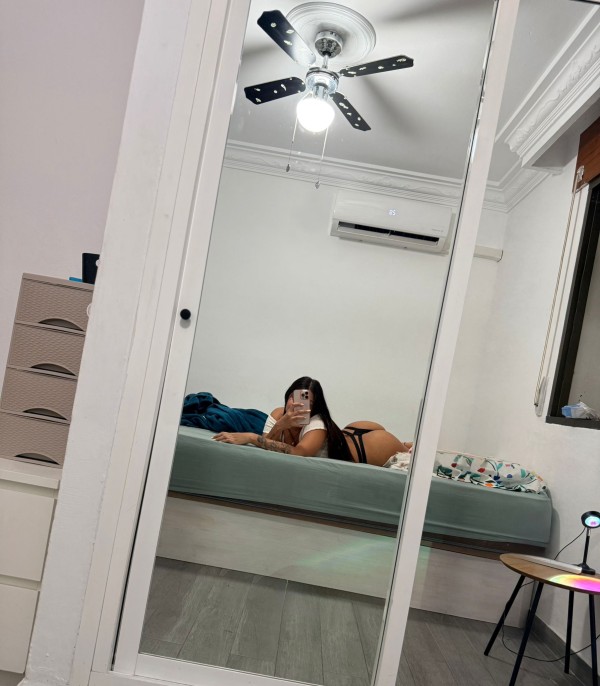 VALERY, COLOMBIANA, 19- ESCORT FUENGIROLA