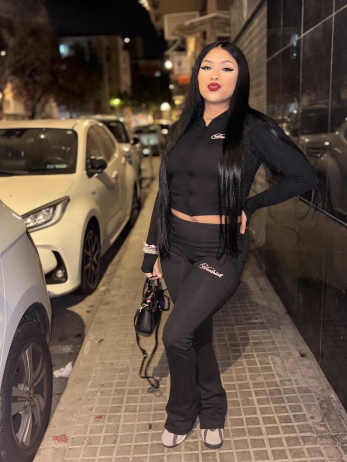 JOVENCITA CHUPONA CALIENTE FOLLADORA SUPER VICIO T