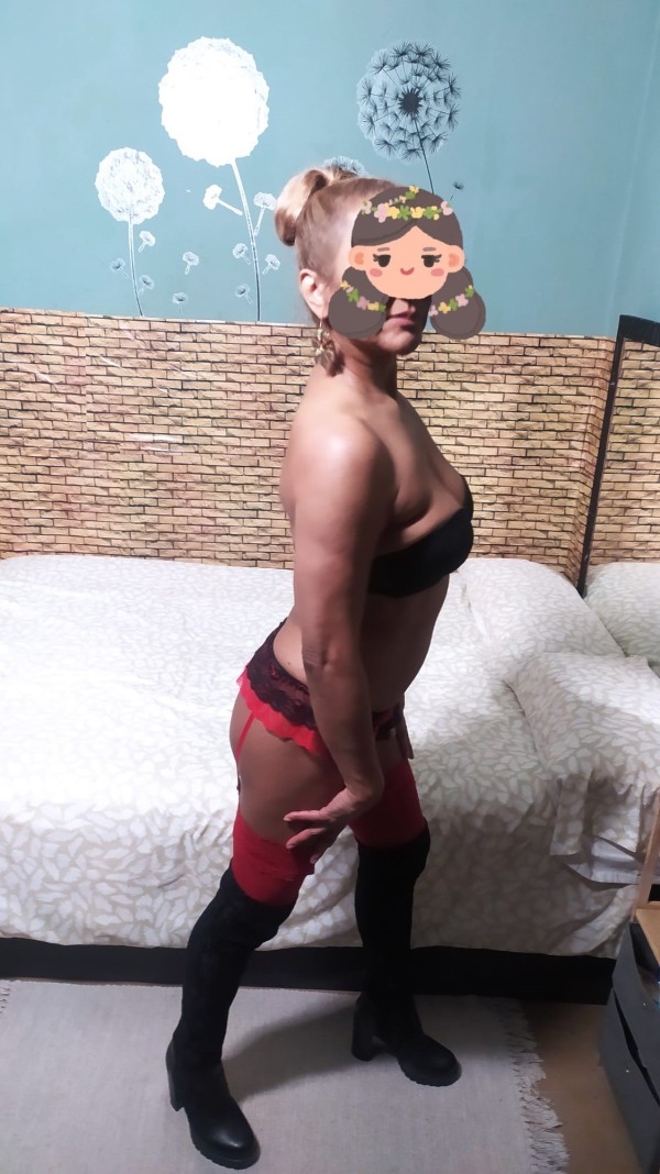 BRASILEÑA MORBOSA Y VICIOSA A TOPE… 24 H