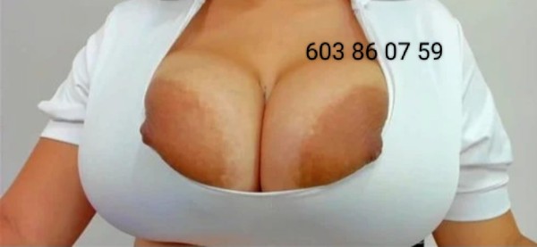 Pechos enormes naturales en VINAROZ.