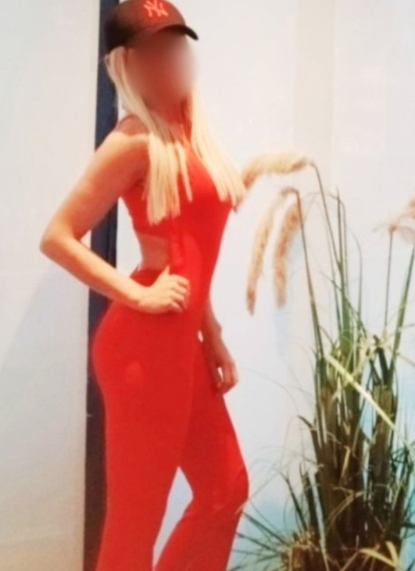 DULCE TIERNA Y NATURAL TU MASAJISTA AMIGA DISCRESION TOTAL