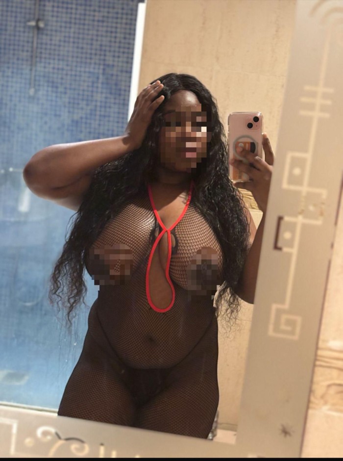 VEN TE COMO TODA ESA RICA POLLA