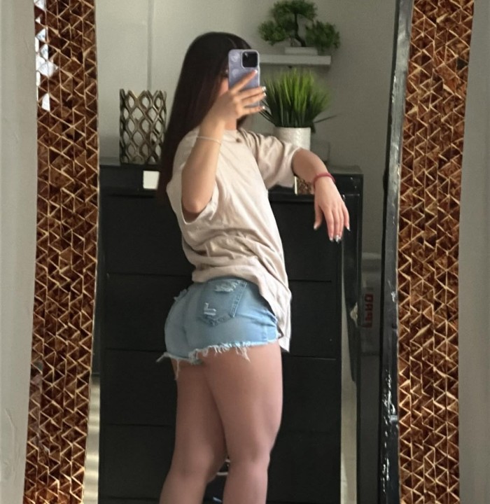 COMPLACIENTE DISPUESTA AL PLACER EN USERA