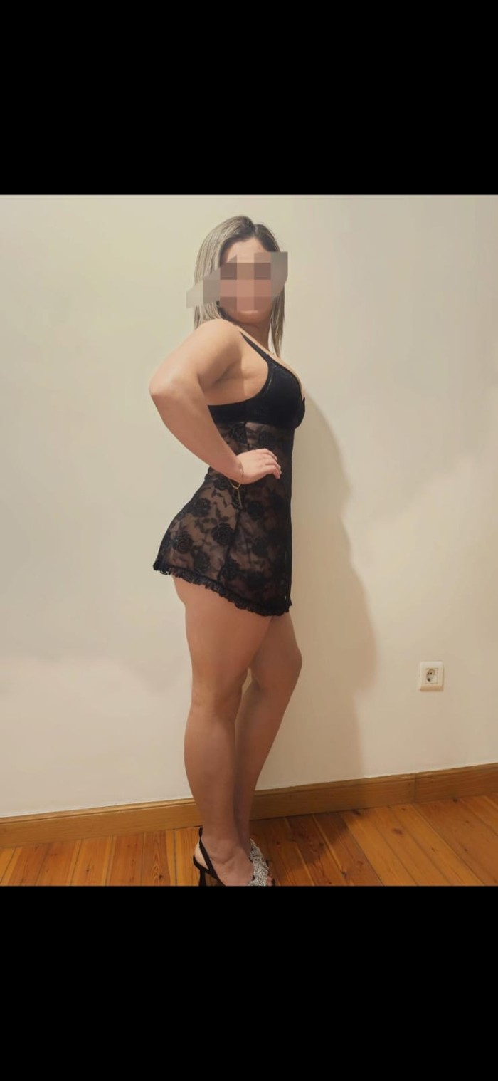 HERMOSA JOVENCITA PARAGUAYA PRIMERA VEZ AQUI 24H