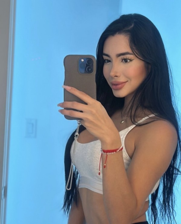 NOVEDAD TU CHICA IDEAL COÑITO ESTRECHO FIESTERA