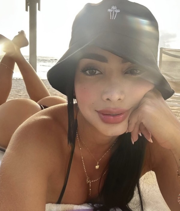 NOVEDAD TU CHICA IDEAL COÑITO ESTRECHO FIESTERA