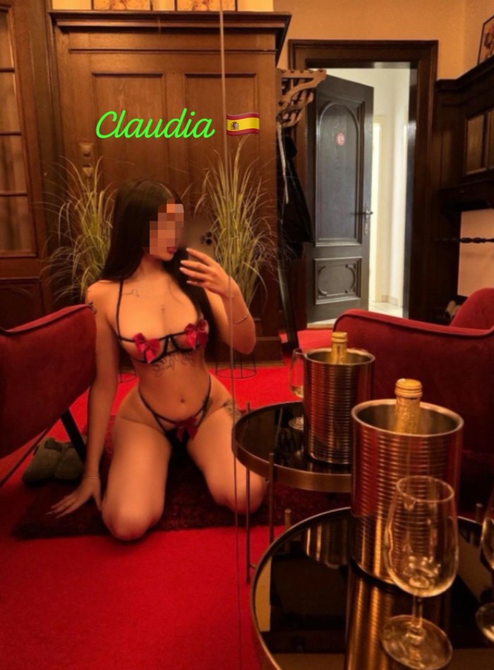 Española 18 años