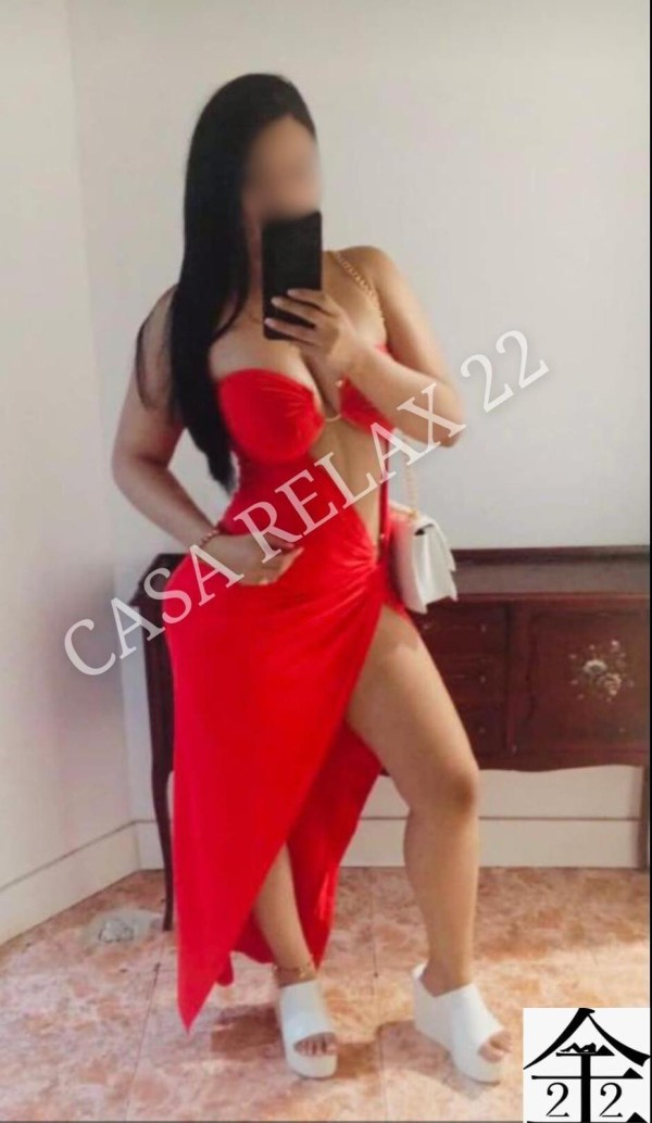 CASA RELAX 22 VANESA COLOMBIANA 30 AÑOS EN GRANADA