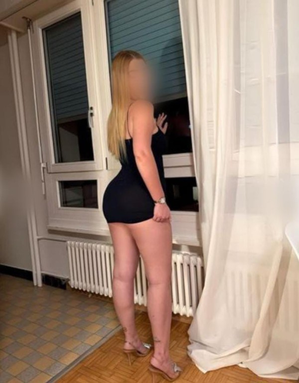 Masajista, fiestera experta en el sexo y lujuria