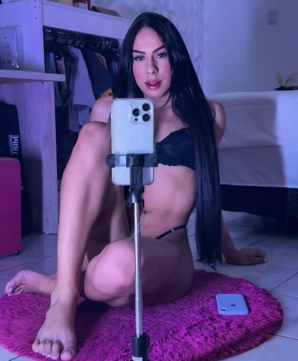 RIQUÍSIMA EMPOTRADORA VICIOSA Y LECHERA  A TOPE ( vendo contenido)