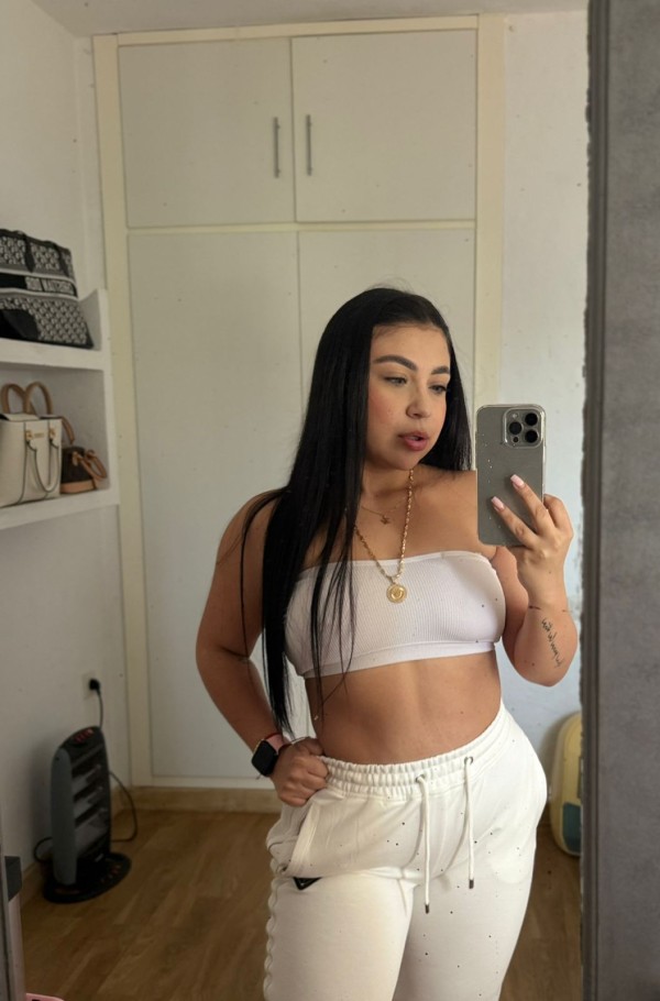 Sofía hermosa joven nueva en Algeciras