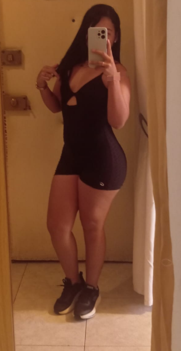 CHICA COLOMBIANA, HERMOSA, ELEGANTE Y JUGUETONA