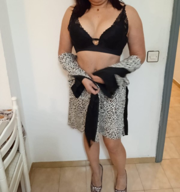 Solita !! Discreta!! Elegante !! Masajes !!