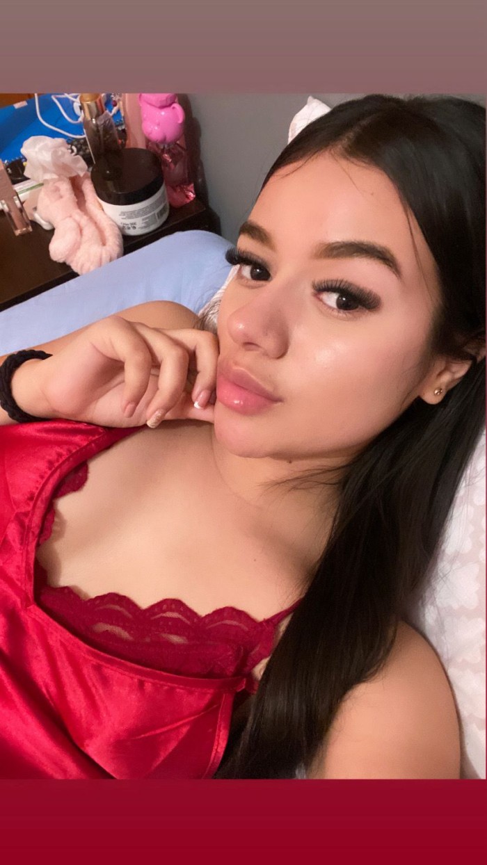 SARA ATREVIDA JOVENCITA NUEVA EN BURGOS