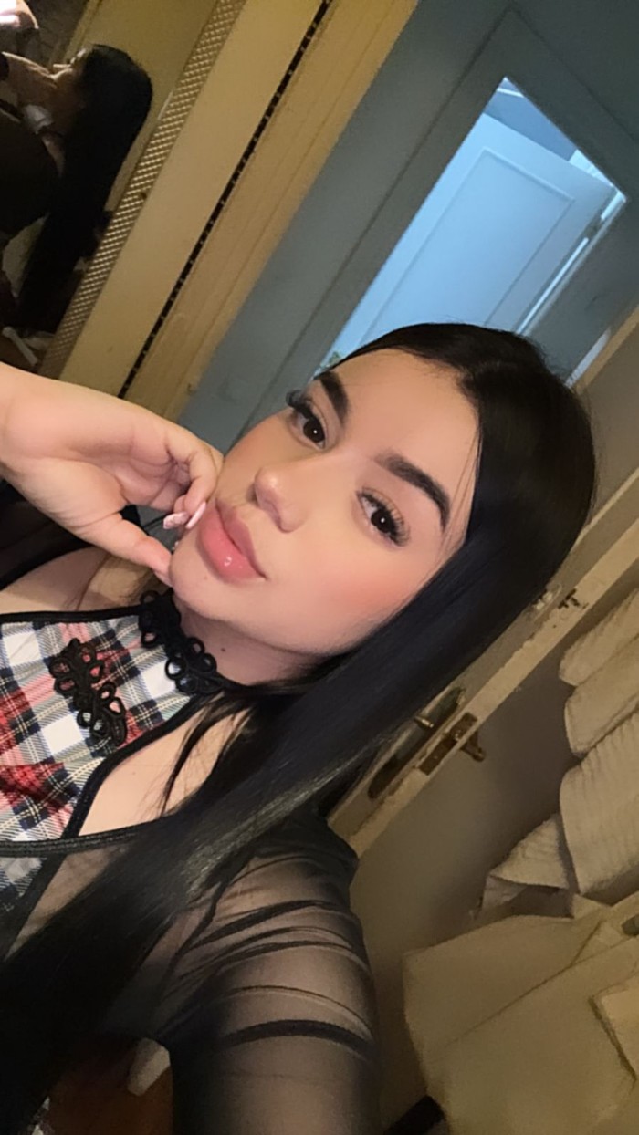 SARA ATREVIDA JOVENCITA NUEVA EN BURGOS