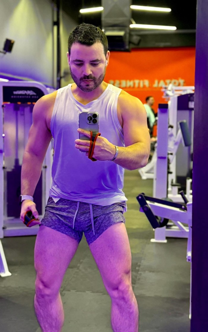 MASAJISTA PROFESIONAL TITULADO URUGUAYO NOVEDAD