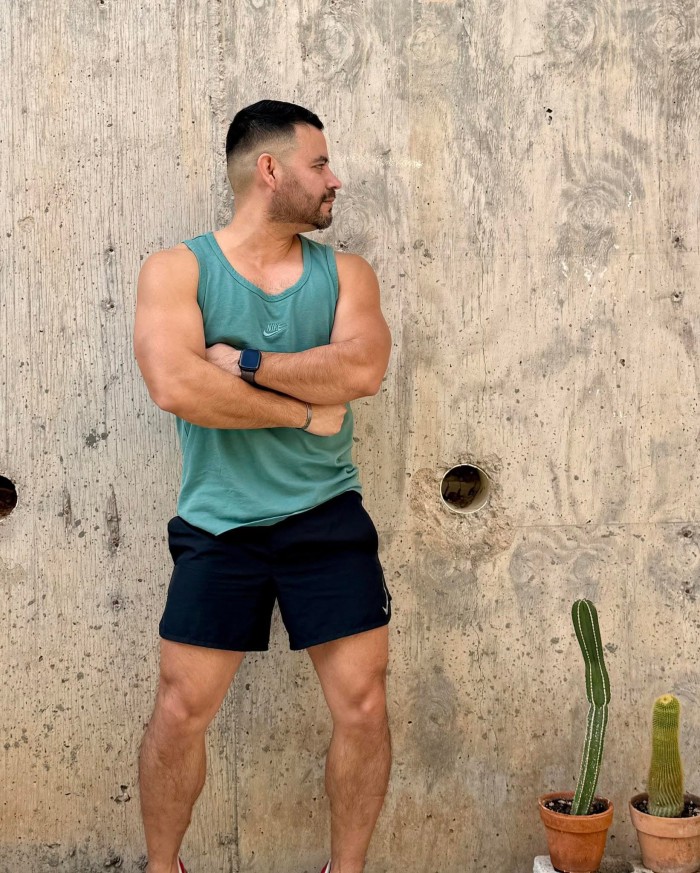 MASAJISTA PROFESIONAL TITULADO URUGUAYO NOVEDAD