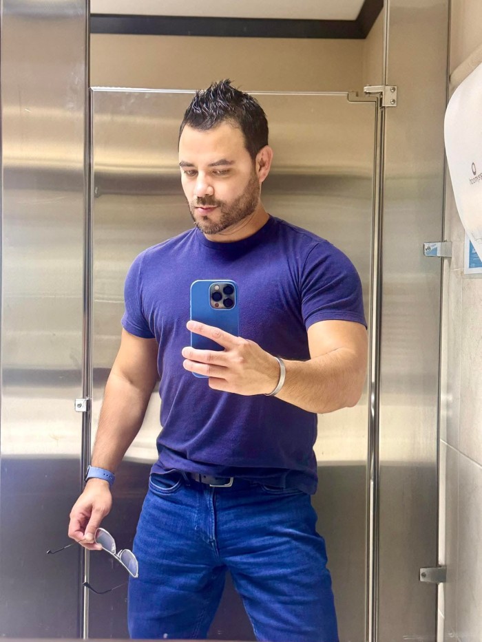 MASAJISTA PROFESIONAL TITULADO URUGUAYO NOVEDAD