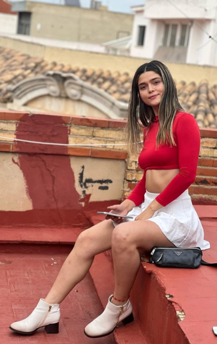 EN MURCIA JOVENCITA CACHONDA ARDIENTE FIESTERA NOV