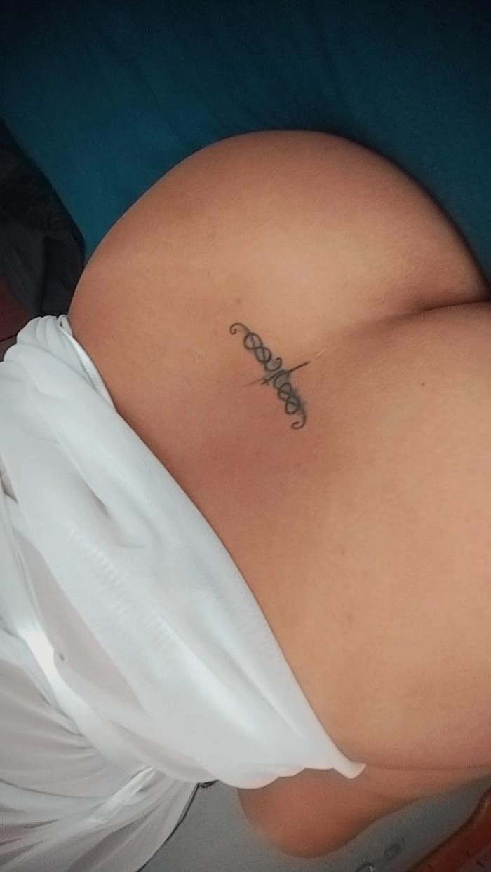 ARDIENTE CACHONDA IMPLICADA MORBOSA COMPLACIENTE