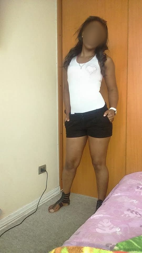 BELLEZA EXÓTICA ATRACTIVA Y SEXY