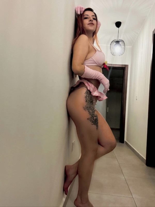 Una colombiana adorable en Tres Cantos!