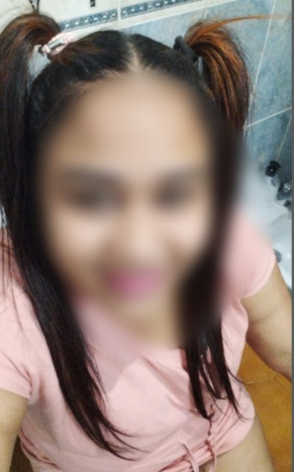 Morena cachonda y fiestera