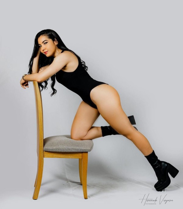 THALIA LAS AMERICAS. ¡SOY COMO ME VES! PURO VICIO INOLVIDABLE