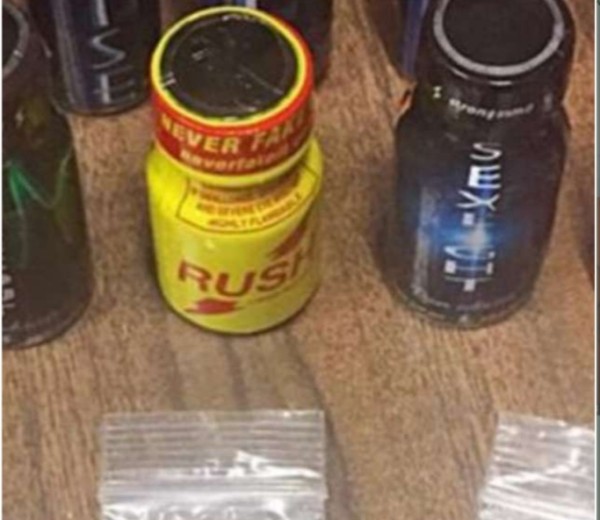 Ven Amor TE DOY LO Q TU CHICA O PARIENTA NO TE DA