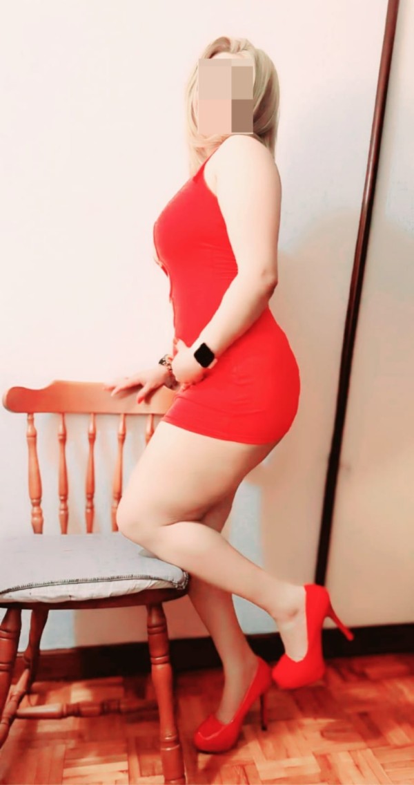 BOMBA DE SEXO COMPLACIENTE FIESTERA EN ORDICIA