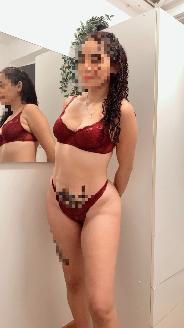 CHARLOTTE TU COMPAÑIA EXQUISITA EN MALAGA