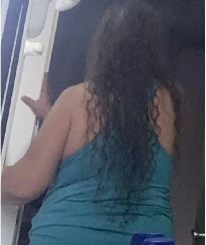 NEREA MUJER MADURA Y EDUCADA .