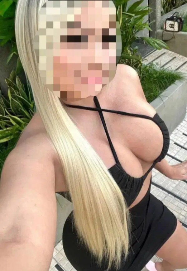 CACHONDA CON GANA DE FIESTA FRANCES MASAJE