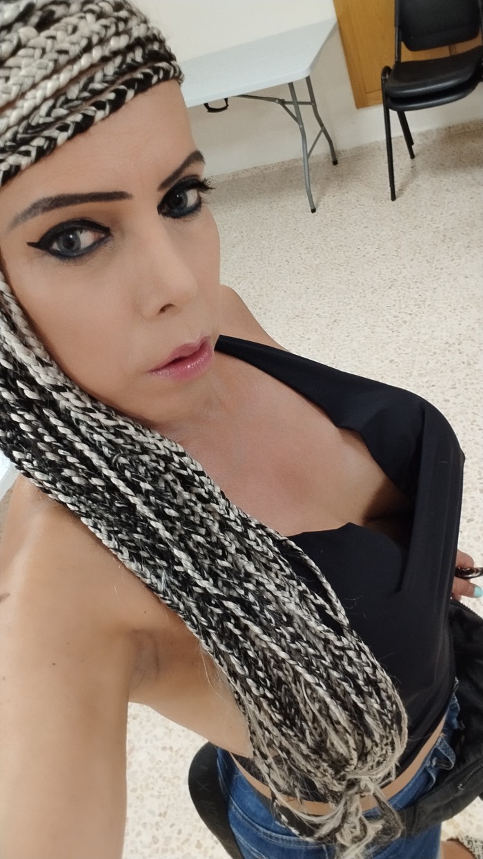 Disponible en Gandía centro kiray transexual
