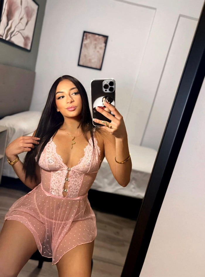 DIOSA DEL SEXO CARIÑOSA COMPLACIENTE EN MALAGA