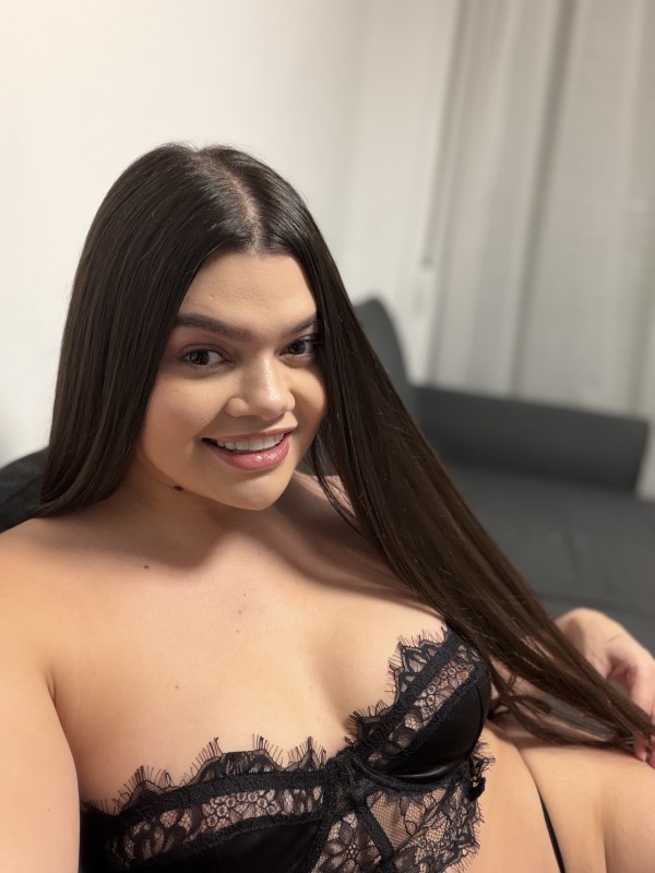 SOY CLOE LA PAISA DE TODAS TUS FANTASÍAS,FIESTERA