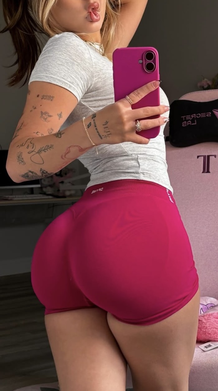 Guapa e implicada sexy española cuerpo real