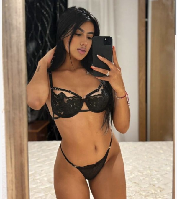 Bellaca y dominante exótica