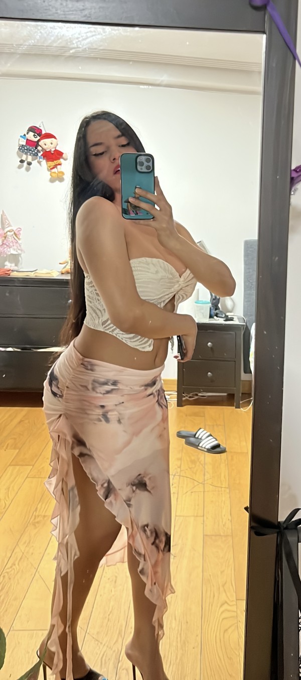 TATIANA HERMOSA  TRANS COLOMBIANA